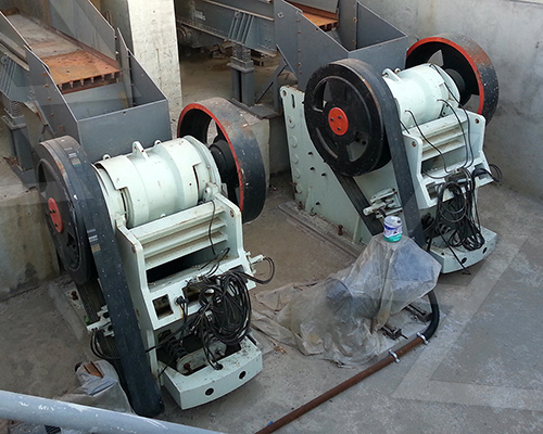 PE600*900顎破作業現場