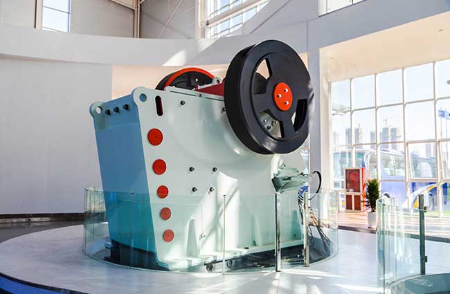 PEW歐版顎式破碎機