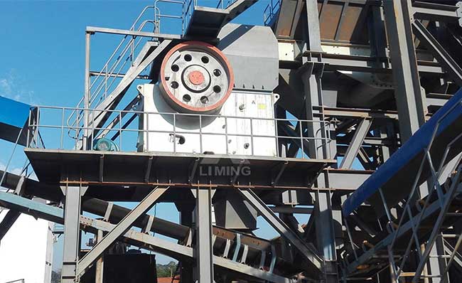 固定式顎式破碎機案例現場實拍