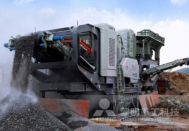 湖南建筑垃圾移動站破碎現(xiàn)場