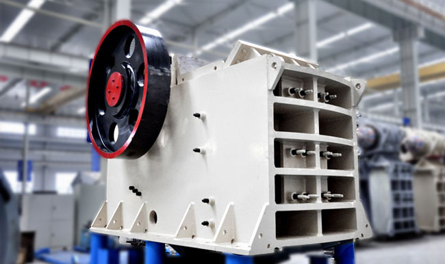 顎式破碎機,迷宮格外形設計,可大大減少粉塵產生 顎式破碎機,迷宮格外形設計,可大大減少粉塵產生