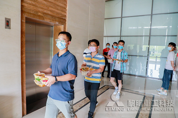 分隔就餐 分隔就餐